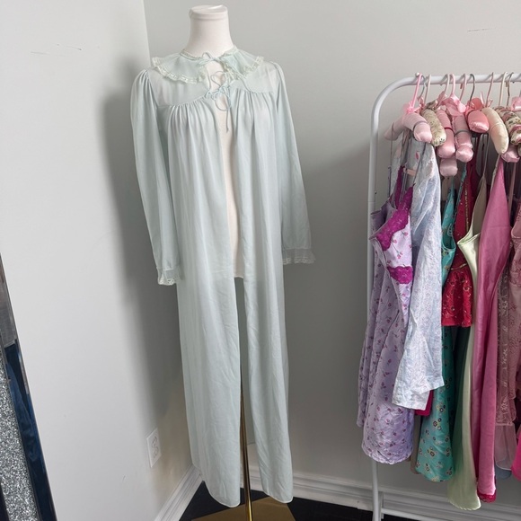 Vintage 1960s Sheer Pastel Baby Blue Nylon Robe – Long Sleeve Peignoir S/M - Picture 2 of 6